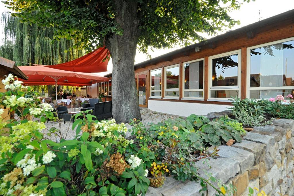 Hotel Dreimaedelhaus Espelkamp-Mittwald Exterior foto